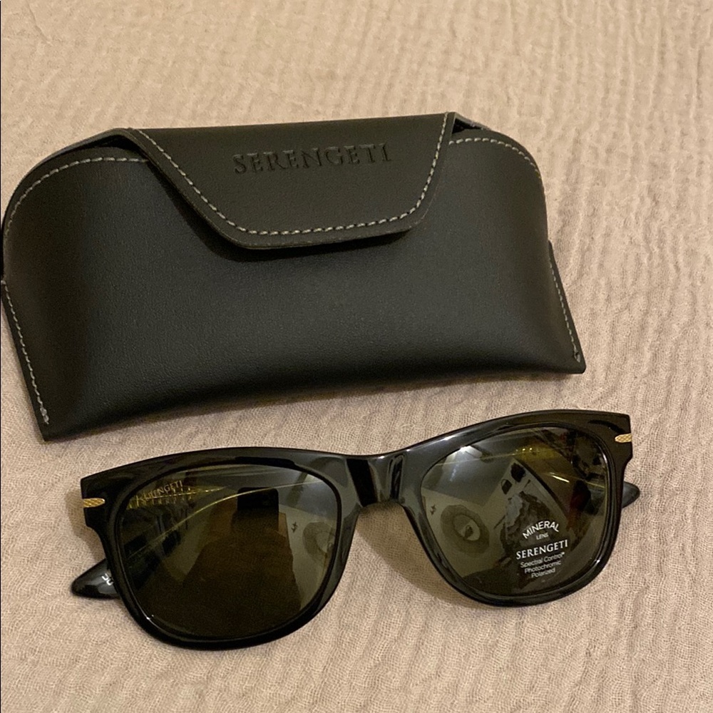 Serengeti Black Sunglasses with Case. Mineral Lens . XL Made in Italy. New